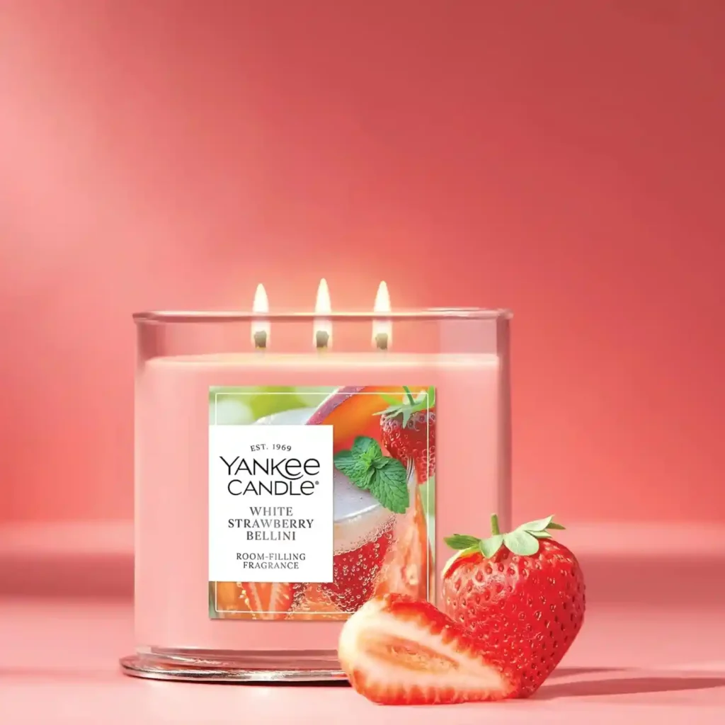 Yankee Candle White Strawberry Bellini Scented Candle
